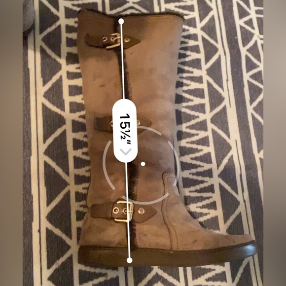 Louis Vuitton gold buckle boots - Picture 9 of 9